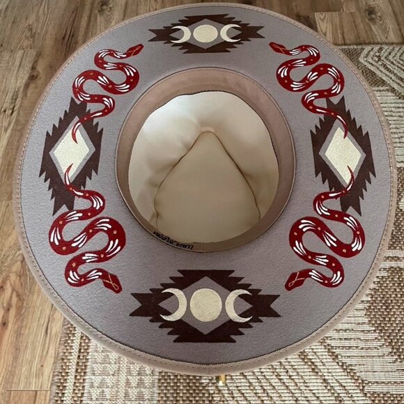 Luna Bloom Hand-Painted Hat - Picture 4 of 6